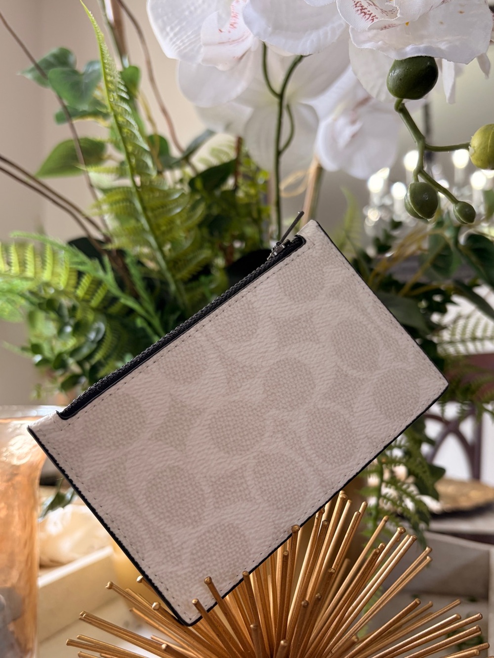 Coach white Zip Card Case-NWT - Picture 9 of 12